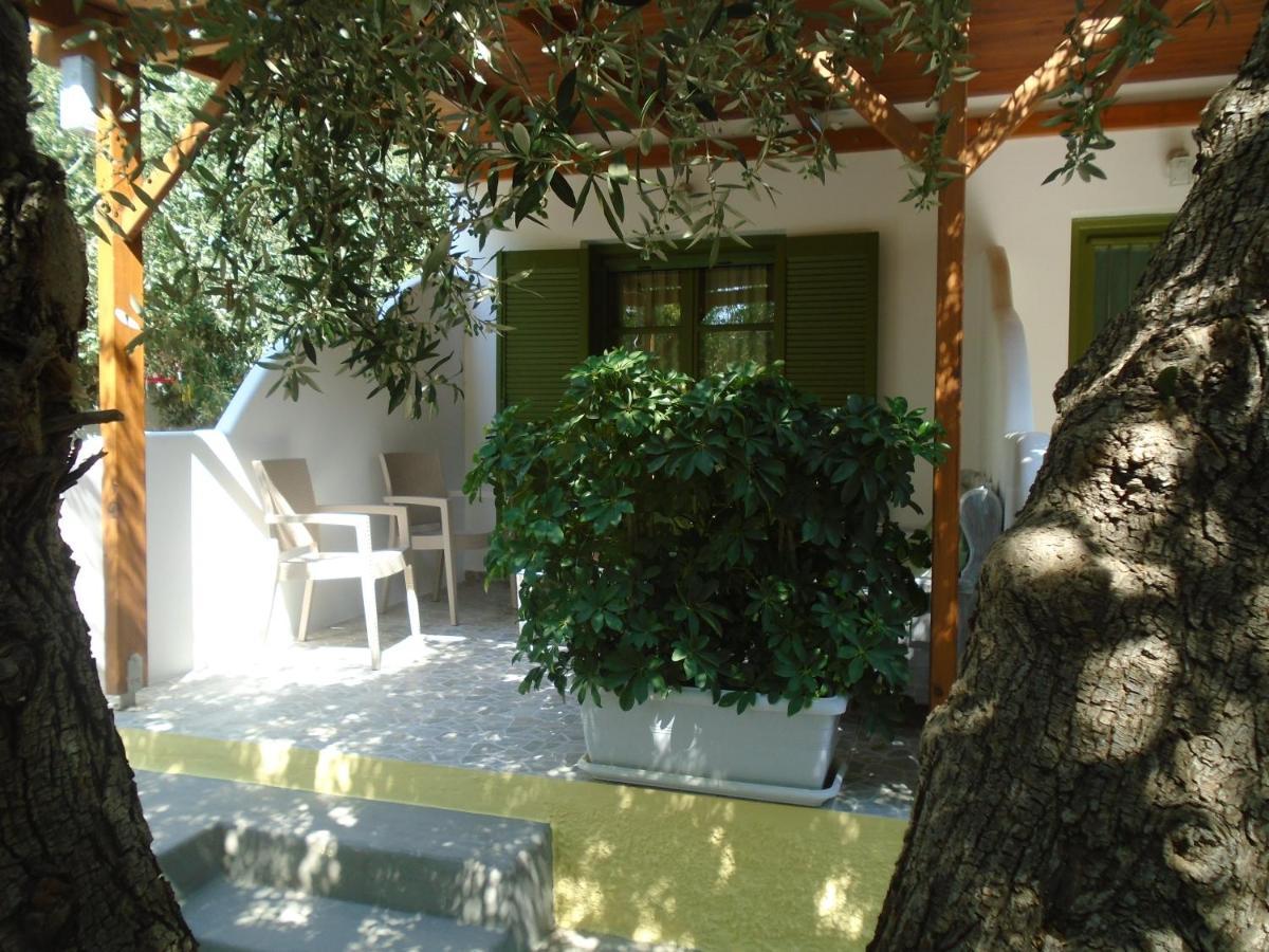 Leros Eleonas Apartments Алінда Екстер'єр фото