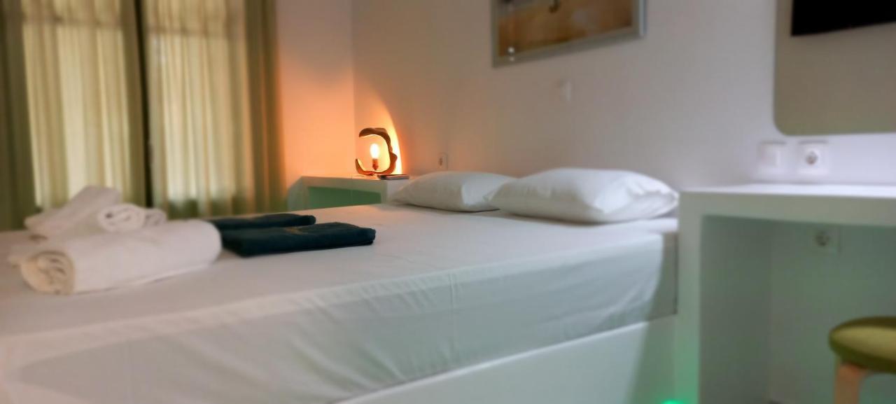 Leros Eleonas Apartments Алінда Екстер'єр фото