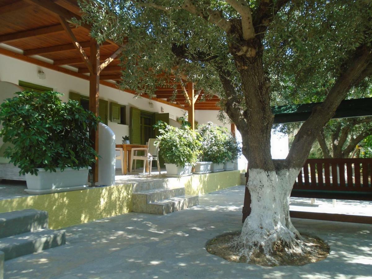 Leros Eleonas Apartments Алінда Екстер'єр фото