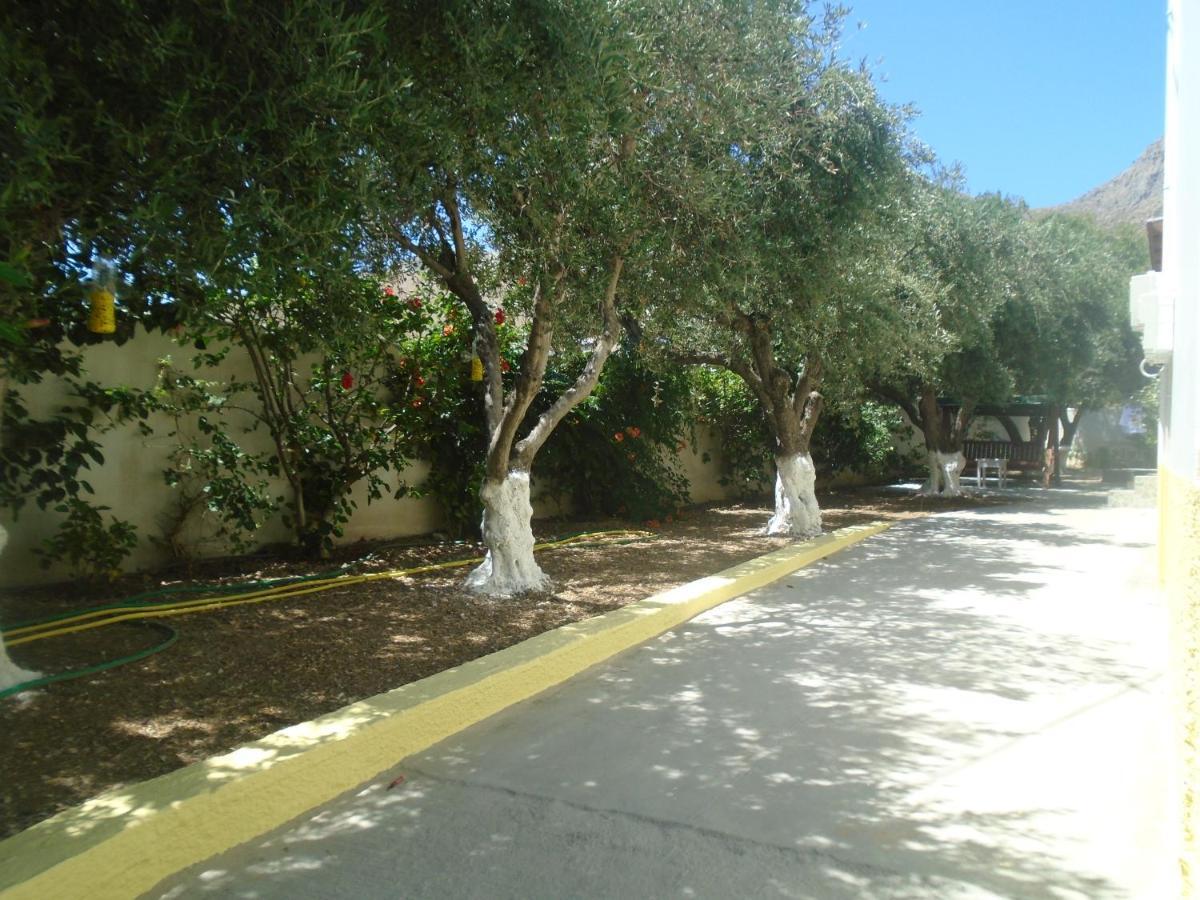Leros Eleonas Apartments Алінда Екстер'єр фото